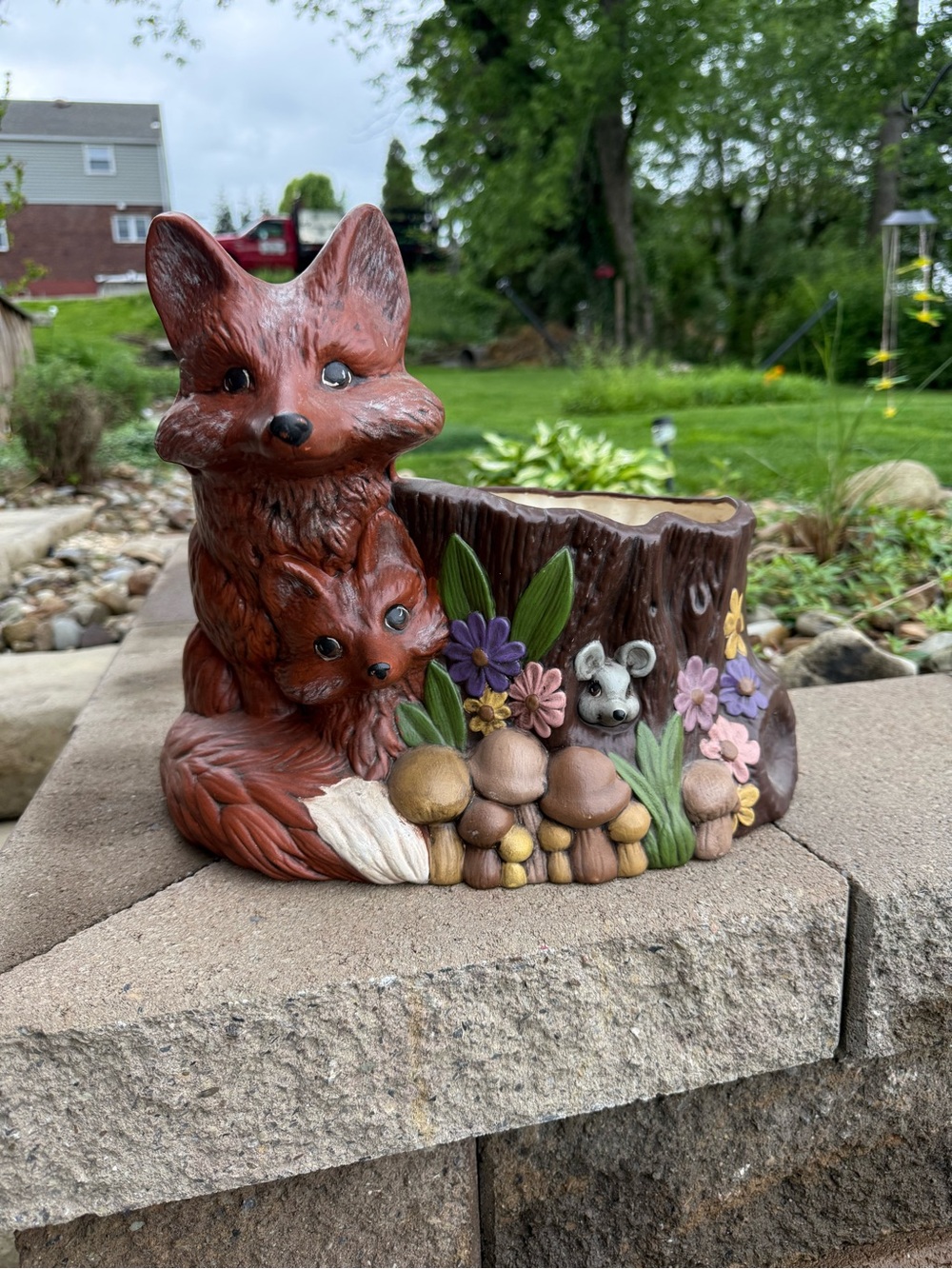 Large vintage fox mouse flowers mushroom vintage planter no chips